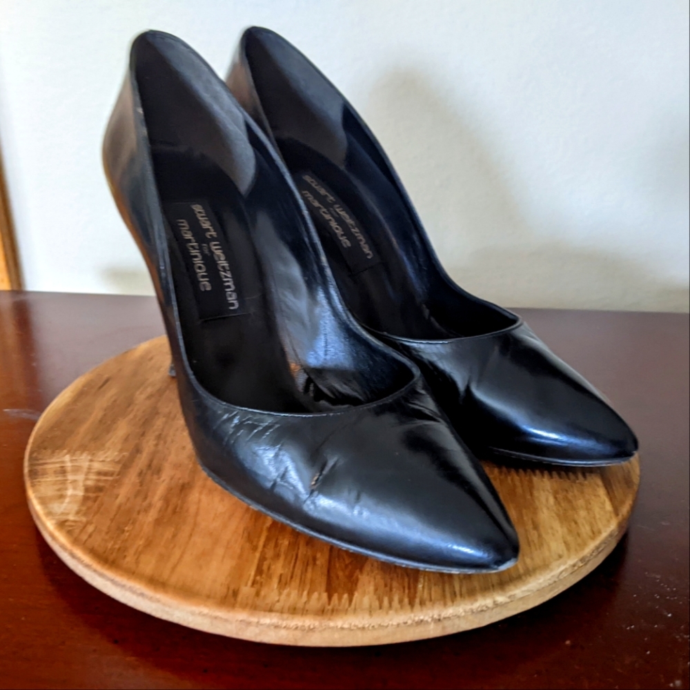 Vintage Stuart Weitzman Black Leather Pumps Sz 8.5